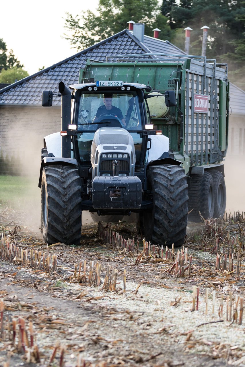 Bild 123 - Maisernte 2016